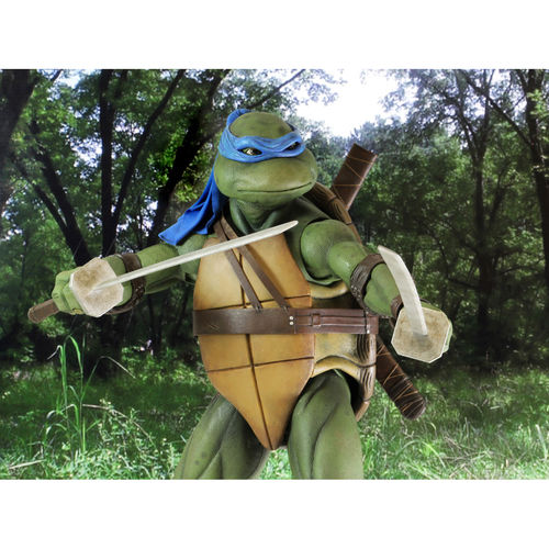 Teenage Mutant Ninja Turtles Leonardo articulated figure 42cm