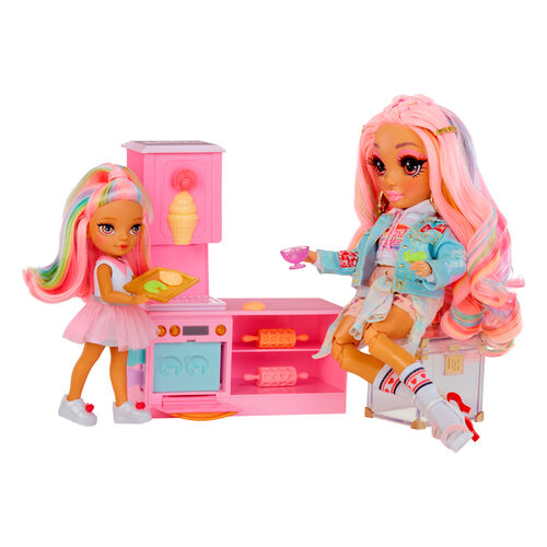 Rainbow High Little Dessert Shop with Kandy playset + doll