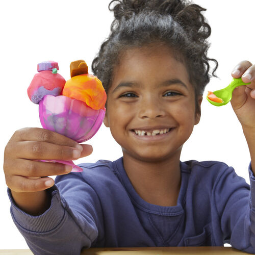 Play-Doh Multicoloured ice cream parlour