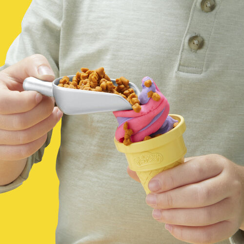 Play-Doh Multicoloured ice cream parlour
