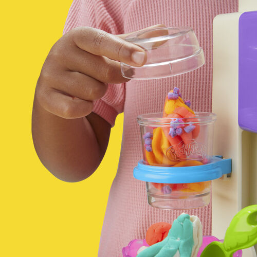 Play-Doh Multicoloured ice cream parlour