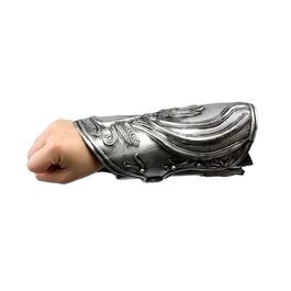 Replica The Hidden Blade of Ezio Auditore Assassins Creed 2