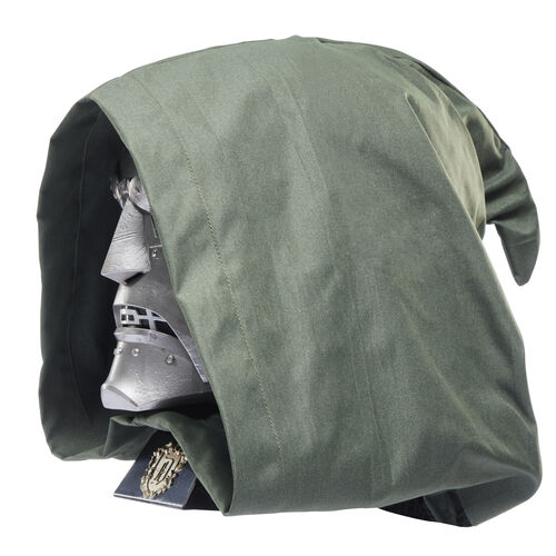 Casco premium Doctor Doom Marvel Legends