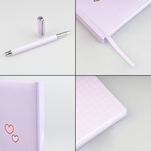 Set cuaderno A5 premium + boligrafo Pusheen Moments