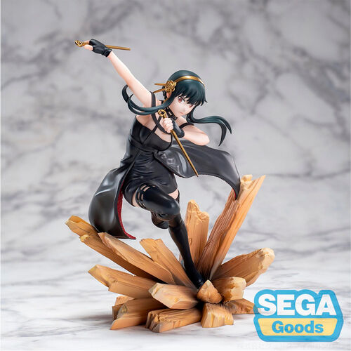 Spy x Family Yor Forger Thron Princess Mission Extend Luminasta figure 19cm