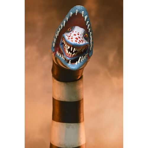 Beetlejuice 2 Matador Beetlejuice & Sandworm Ultimate figures