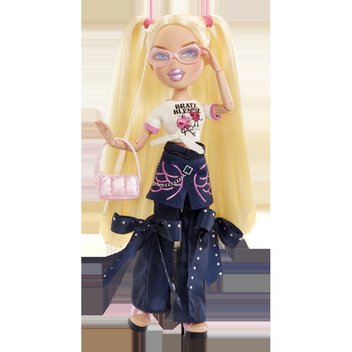 Muñeca Cloe Stylin + Camiseta Bratz