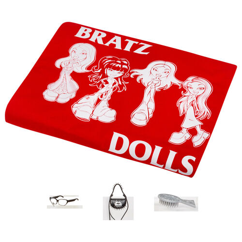 Muñeca Jade Stylin + Camiseta Bratz