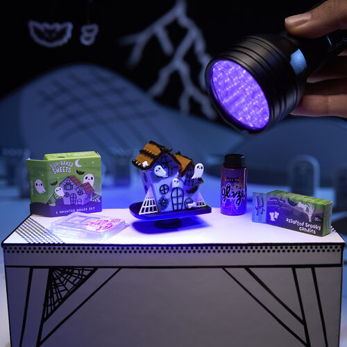 Capsula sorpresa Miniverse Make it Mini Halloween Beetlejuice surtido