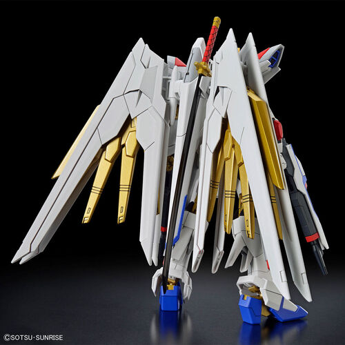 Model Kit HGCE 1/144 Mighty Strike Freedom Gundam