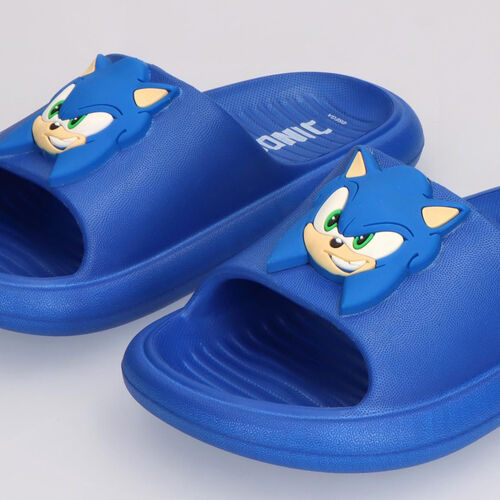 Sonic the Hedgehog flip-flops