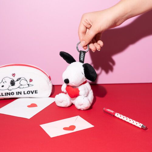 Peanuts Snoopy plush keychain