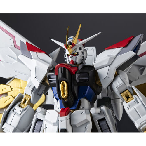 Figura Mighty Strike Freedom Gundam Universe 15cm
