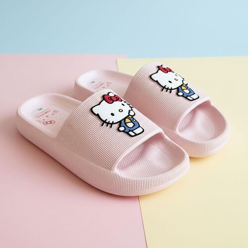 Hello Kitty flip-flops
