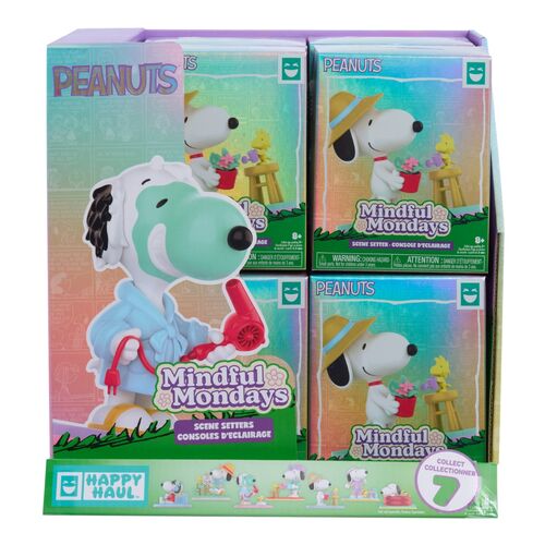 Peanuts Snoopy assorted surprise stage figure