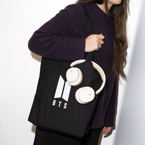 BTS logo bag