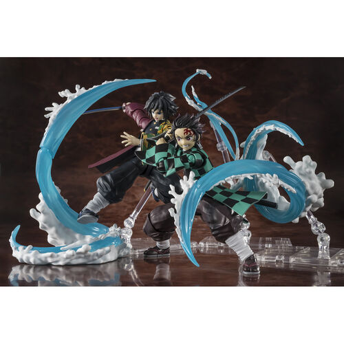 Figura Tanjiro Kamado and Giyu Tomioka Water Breathing Effect Demon Slayer 15.5cm