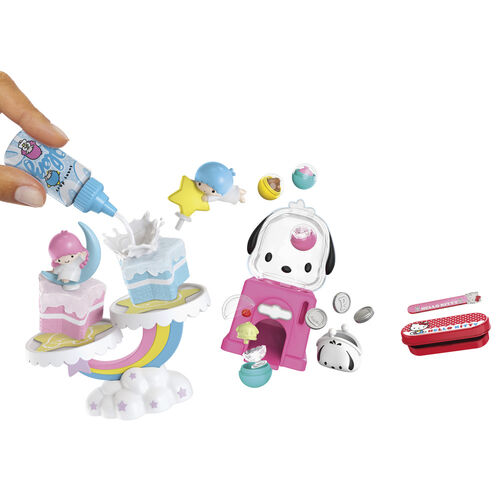 Hello Kitty Miniverse Make It Mini series 4 assorted surprise capsule