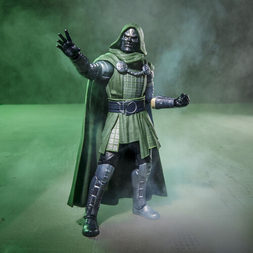 Marvel Legends Series Avengers Doomsday Doctor Doom figure 15cm