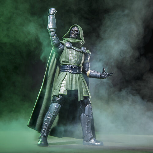 Marvel Legends Series Avengers Doomsday Doctor Doom figure 15cm