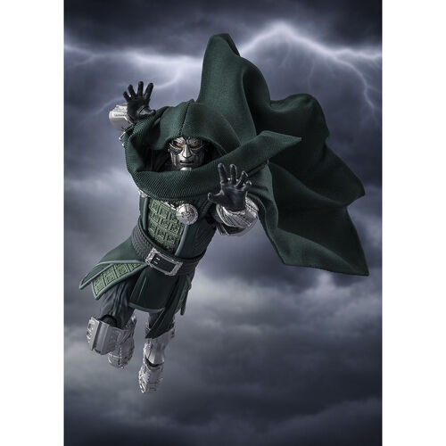 Figura Doctor Doom Avengers Doomsday Marvel Studios Avengers 16cm